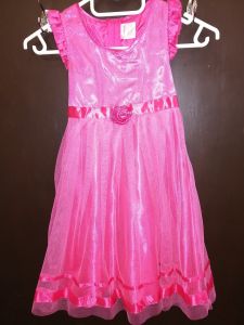 Kids Costumes to Hire - Princess Dress - Pink 4-5yrs